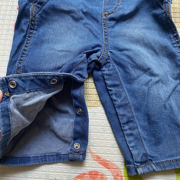 Carters 6pc bundle, 9mth - Picture 5 of 12